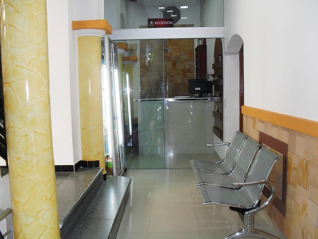 Hostal Corona Blanca 수크레 외부 사진